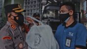 Jasa angkut barang atau portir di Stasiun Kereta Api turut terdampak PPKM Darurat menyusul makin merosotnya pelanggan layanan kereta api.