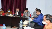 (SKPK) Aceh Timur menghadiri pertemuan rapat dengan Tim Panitia Khusus (Pansus) Dewan Perwakilan Rakyat Aceh (DPRA) dari Daerah Pemilihan