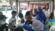Dalam rangka mendukung program pemerintah, Partai Gerindra Provinsi Banten menggelar Gebyar Vaksinasi di Lapangan Kecamatan Jatiuwung