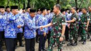 Jenderal TNI Agus Subiyanto Berangkatkan 285 Prajurit dan ASN Jamaah Umroh Mabes TNI dilaksanakan di halaman Masjid Sudirman