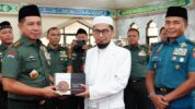 Panglima TNI Jenderal TNI Agus Subiyanto menghadiri kegiatan Peringatan Isra Mi'raj Nabi Muhammad SAW tahun 1445 H/2024 M