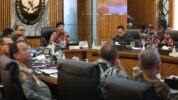 Panglima TNI Jenderal TNI Agus Subiyanto menghadiri Rapat Koordinasi Kemenkopolhukam membahas perkembangan situasi di Papua