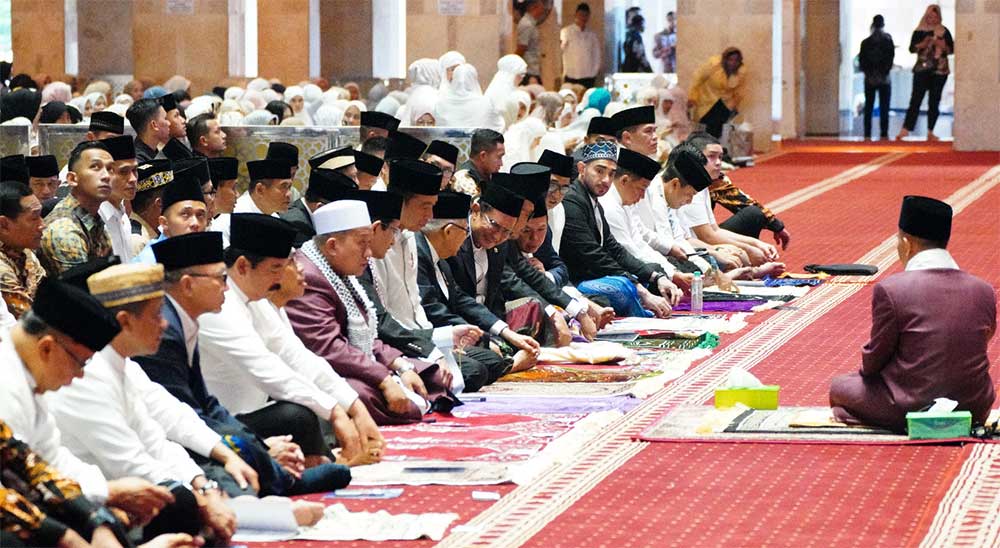 Gema Takbir telah Usai seluruh umat muslim melaksanaan Shalat Idul Fitri 1445 H dengan khidmat dan penuh makna