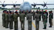 Setelah Selesaikan Misi di Palestina kedatangan personel Hercules TNI AU C-130 J (A-1340) di Sambut Panglima TNI Jenderal TNI Agus Subiyanto