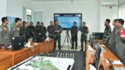Kasau Tinjau Wargaming, Kepala Staf Angkatan Udara (Kasau) Marsekal TNI M. Tonny Harjono, S.E., M.M., meninjau pelaksanaan latihan