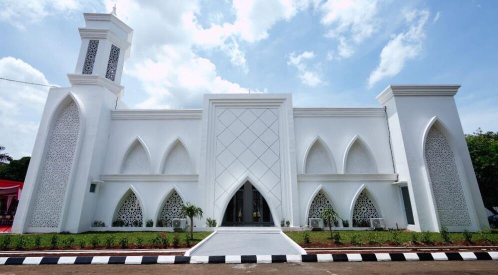 Panglima TNI Resmikan Masjid Al-Mu’min yang berlokasi di Kompleks Pati Mabes TNI, Jatikarya, Kota Bekasi