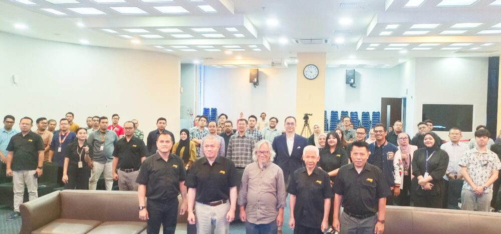 JNE Siap Bersaing di Sektor Distribusi Obat Nasional.