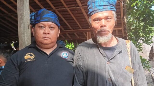 Ki Dede Sudiarto sebagai pengurus Wadah Musyawarah Masyarakat Baduy (WAMMBY). menyatakan sikap permohonan