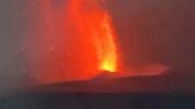 Erupsi Abu Vulkanik Anak Gunung Krakatau melanda disejumlah wilayah Banten dan Lampung hingga menyebar luas ke Jakarta