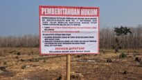 Setelah kantongi Putusan Inkrah Pengadilan Negeri (PN) Banyuwangi Keluarga Amir Ma'ruf Khan pasang Papan Pengumuman